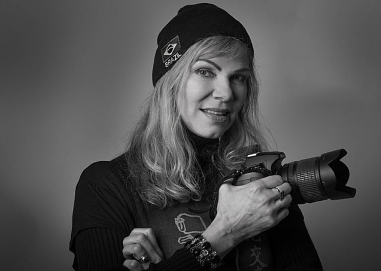 Aos 71 anos, a fotógrafa e jornalista Dulce Helfer segue com a lente firme, atenta e sensível 