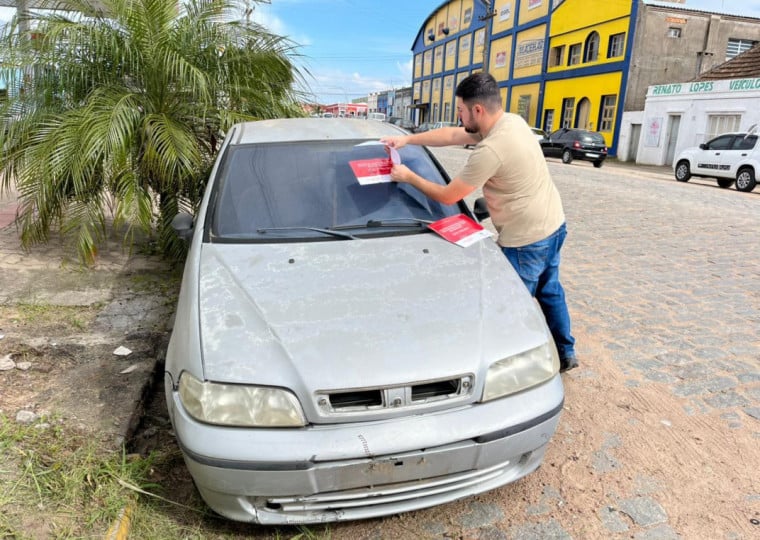 Desde o início das ações, no mês de abril, mais de 80 denúncias foram recebidas pela prefeitura sobre veículos sem uso nas ruas