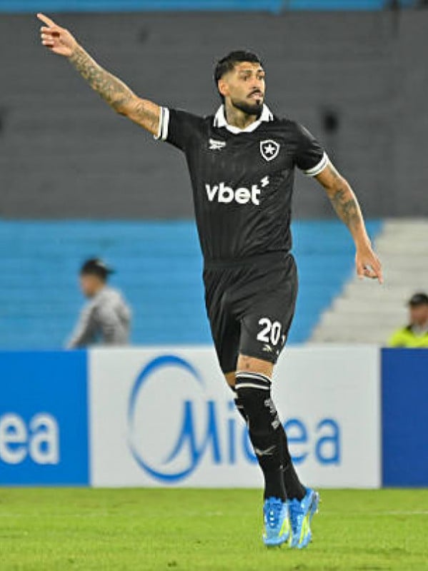 Palmeiras oficializa a contratação do zagueiro Barboza em operação de R$ 20 milhões