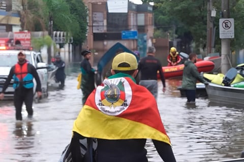 Instituto Vakinha lança protocolo para agilizar resposta a tragédias climáticas