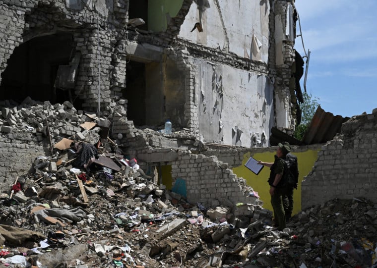 Foram lançados ao menos 21 mísseis balísticos em três ondas contra Kiev, além de mísseis e outros aviões-robôs contra diversas regiões