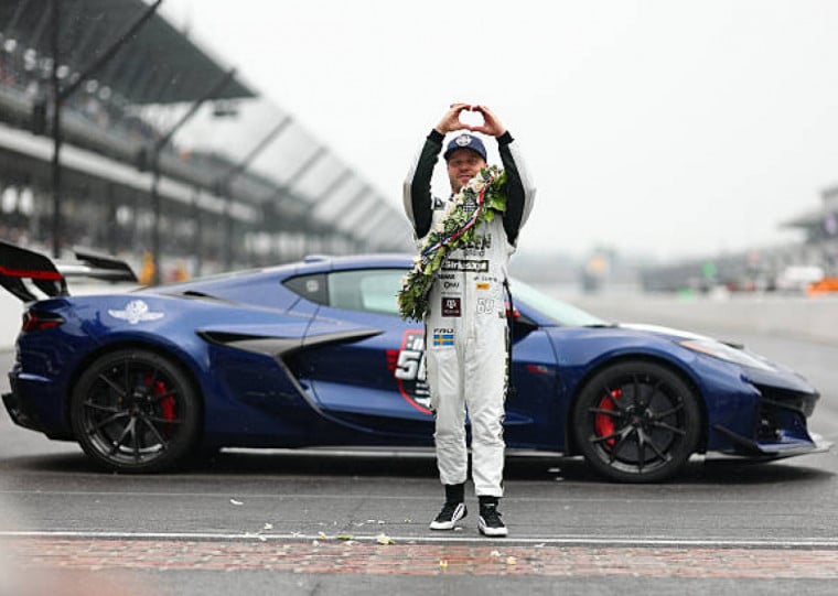 Rosenqvist faz história com vitória por apenas 23 milésimos em Indianápolis