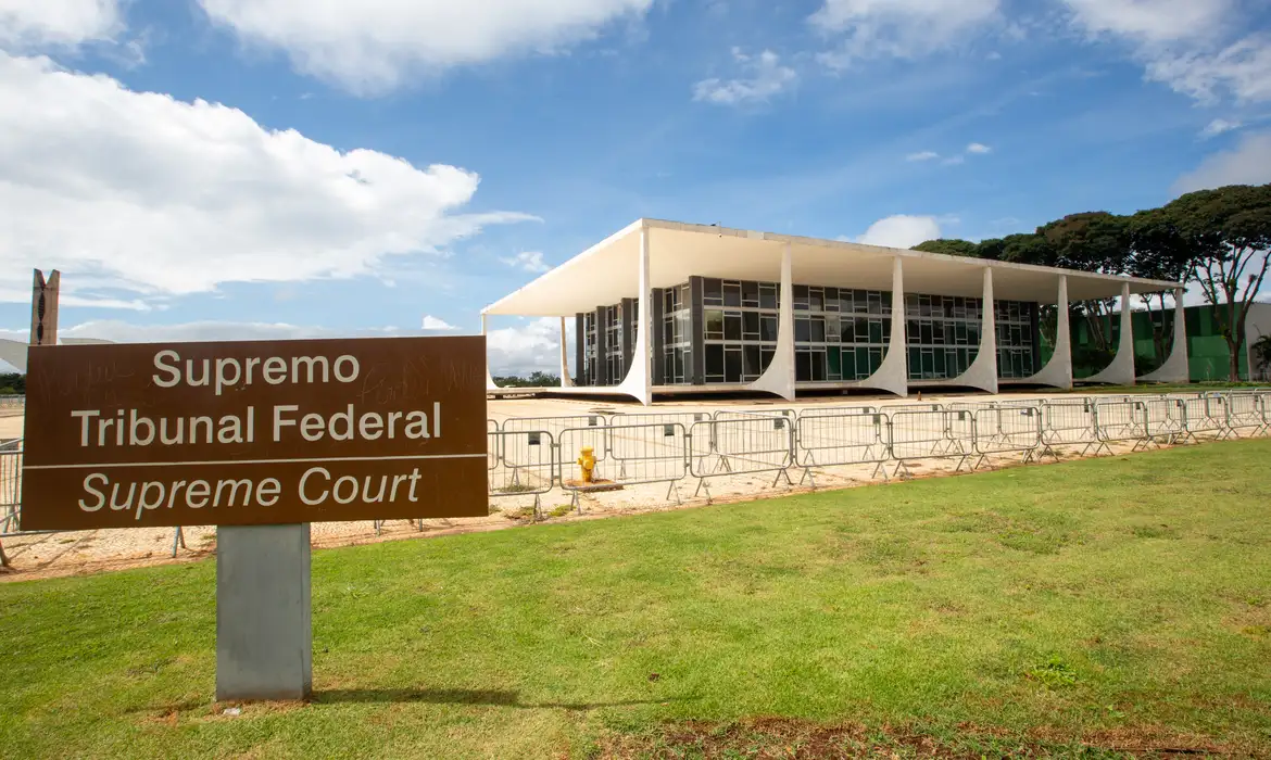Processo é movido pela rede social Rumble