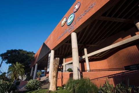 Museu da PUCRS inaugura exposição imersiva sobre extinções e mudanças climáticas