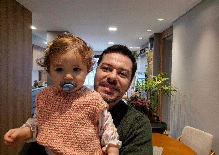 Professor universit&aacute;rio e empres&aacute;rio do ramo de Marketing, Ciro Gusatt retornou &agrave; cidade para morar com a fam&iacute;lia