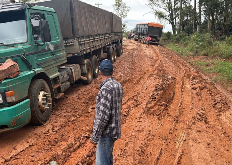Sem pavimentação, rodovia ERS-630 entre Dom Pedrito e São Gabriel causa problemas para o escoamento da produção na Campanha Gaúcha