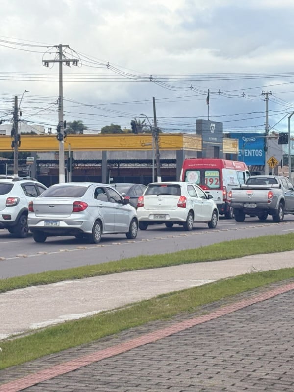 Crescimento da frota de veículos em Pelotas gera desafios de mobilidade