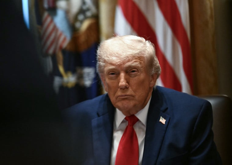 Trump alega difamação e diz que o texto teve falhas graves de ética jornalística e de apuração