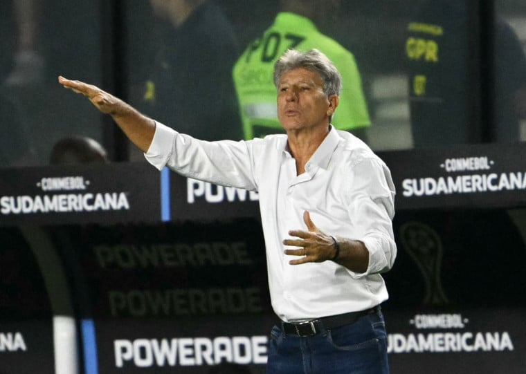 Esta é a quinta passagem do treinador no Tricolor 