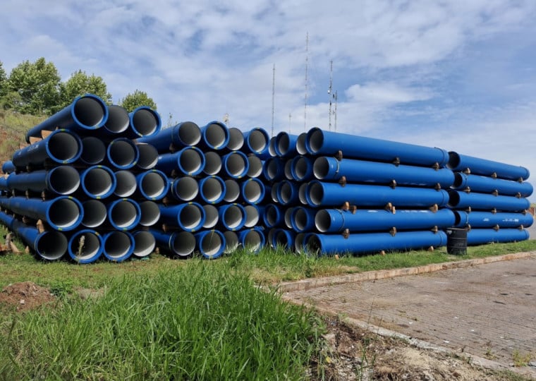 O projeto prev&ecirc; a implanta&ccedil;&atilde;o de cerca de 3,2 quil&ocirc;metros de tubula&ccedil;&atilde;o em ferro fundido