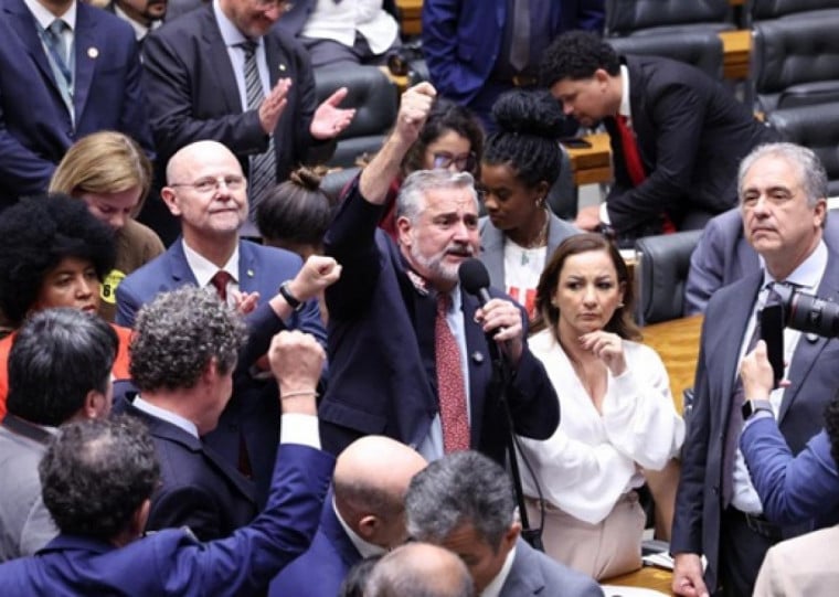 movimentação plenário câmara 
