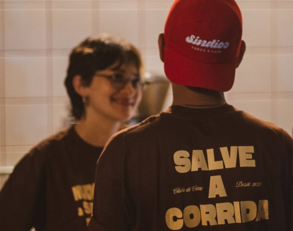 Para celebrar, os participantes que chegarem com a medalha desta edi&ccedil;&atilde;o ganham um Nude Cappuccino | S&Iacute;NDICO CAF&Eacute;/DIVULGA&Ccedil;&Atilde;O/JC