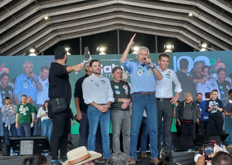 Ronaldo Caiado esteve em Porto Alegre neste sábado (30) para o lançamento da pré-candidatura de Gabriel Souza ao governo gaúcho
