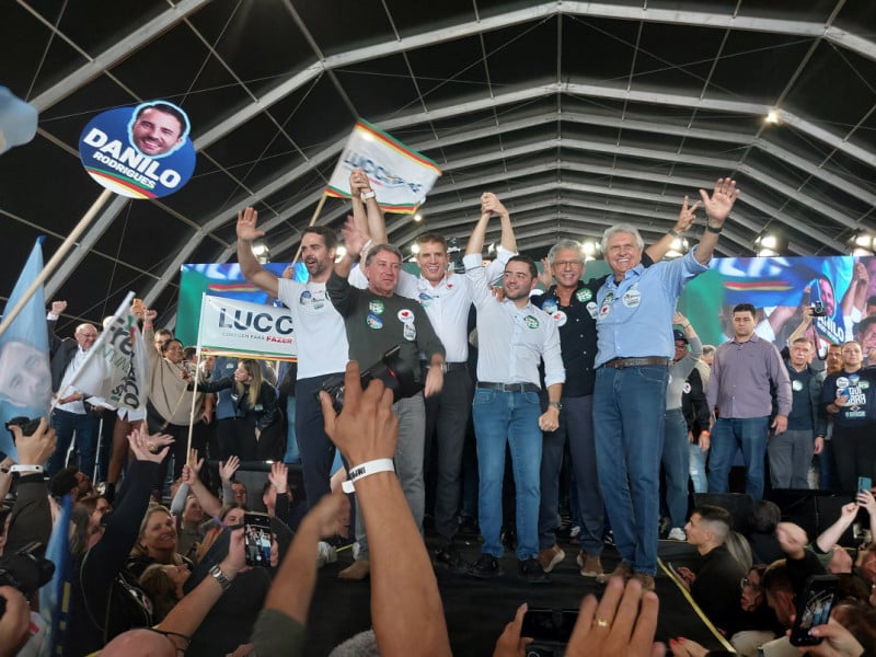 "O maior desafio é ir para o 2º turno", diz Gabriel Souza em lançamento de pré-candidatura ao governo do Estado