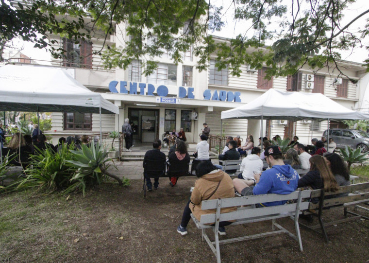 Mais de 40 mil pessoas não prioritárias foram vacinadas em Porto Alegre
