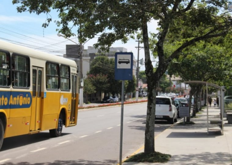 Segundo comunicado da prefeitura, o valor segue abaixo da tarifa técnica do serviço, fixada em R$ 7,25, graças ao subsídio de R$ 1,00 por passagem