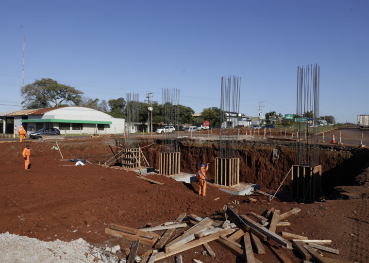Recuo mensal do indicador refletiu dinâmicas distintas dos vários segmentos da construção