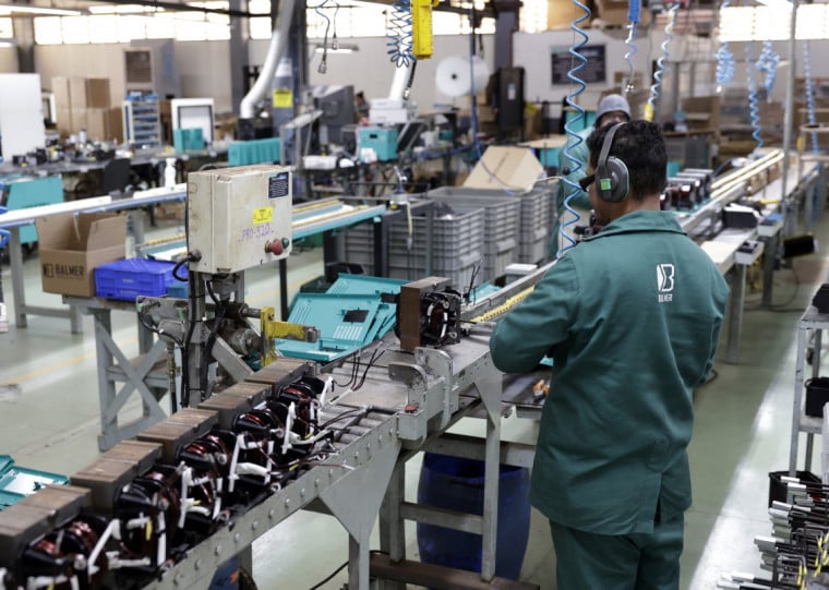 Maior arrecadação foi de R$ 7,4 trilhões, que vieram da venda de produtos e serviços industriais