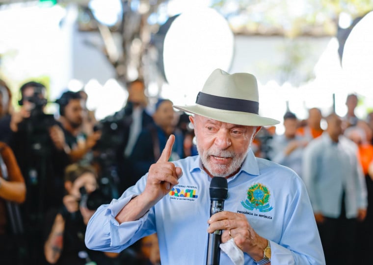 Lula afirmou que os EUA alegam déficit comercial com o Brasil, mas destacou que os norte-americanos acumularam superávit nos últimos 15 anos