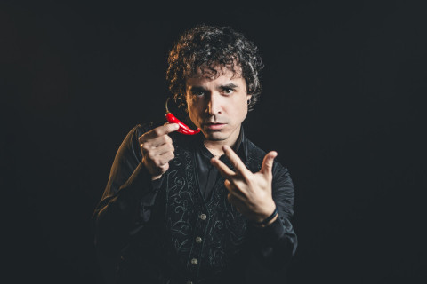 Deluce lança disco novo 'Pimenta' com apresentação no Grezz