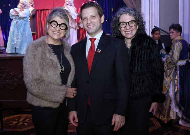Vera Lannes, Valerio 
Caruso e 
Leila Castellan