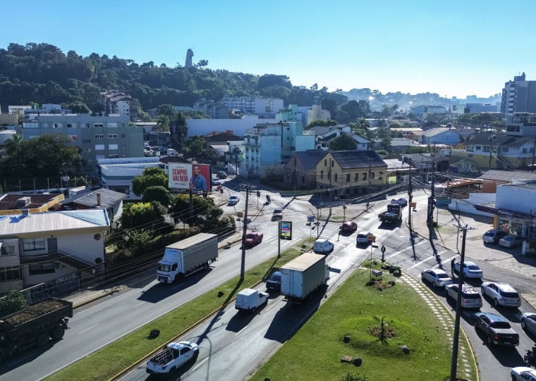 Tra&ccedil;ado vai ligar o parque de eventos e a Casa de Pedra