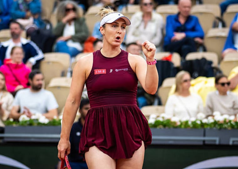 Brasileira e canadense foram eliminadas por 2 sets a 0