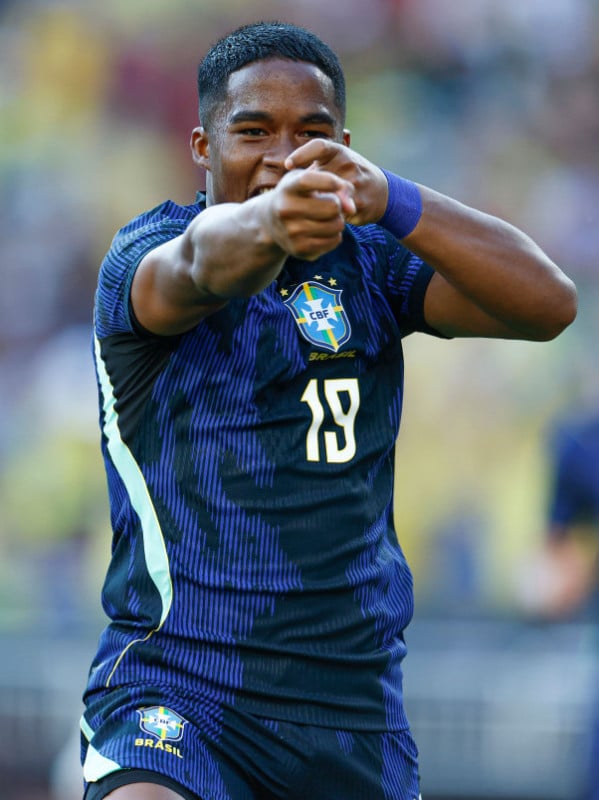 Brasil supera Egito em último compromisso antes da Copa do Mundo