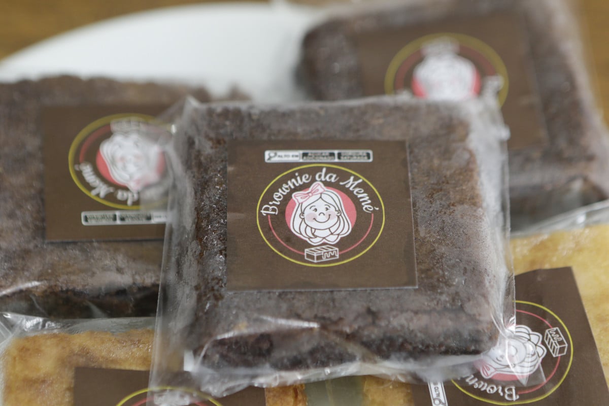 Brownie de brigadeiro &eacute; o carro-chefe, enquanto o de branquinho est&aacute; prestes a ser lan&ccedil;ado  | FABIOLA CORREA/JC