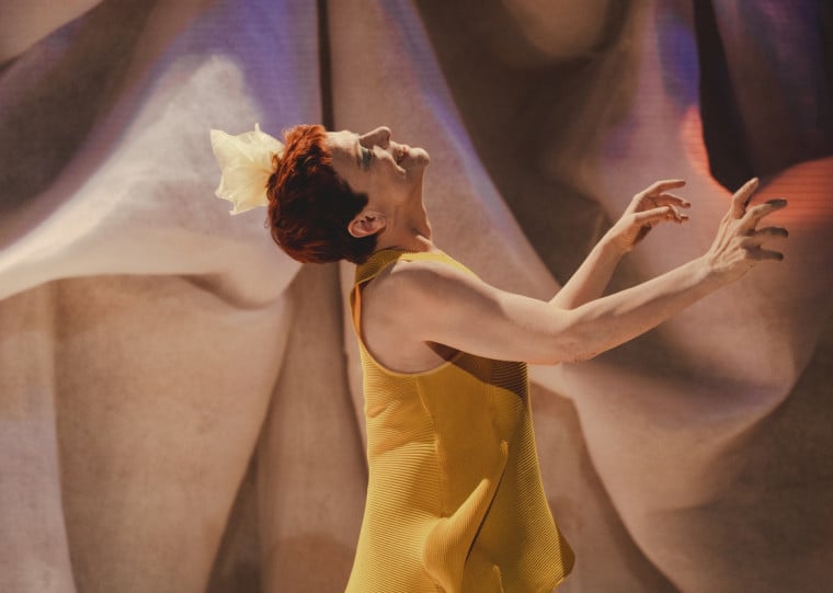 Dançarinos de butoh se apresentam nesta sexta-feira (12) na Casa de Cultura Mario Quintana