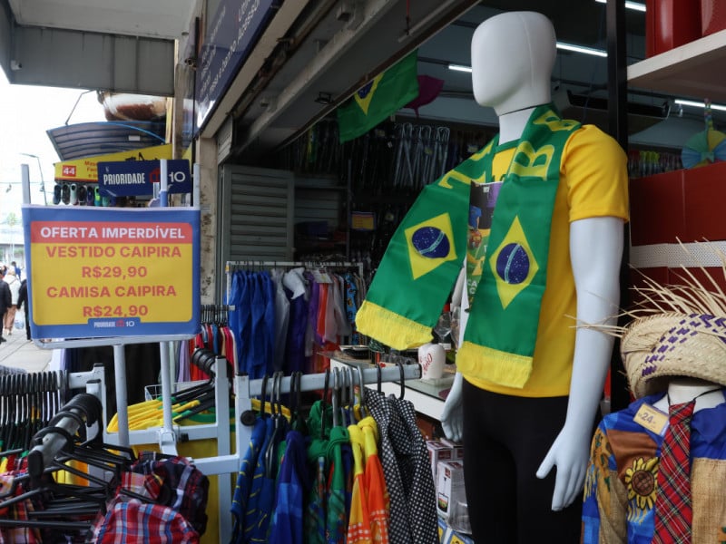 Vendas do comércio do RS em junho mostram efeitos extremos da Copa