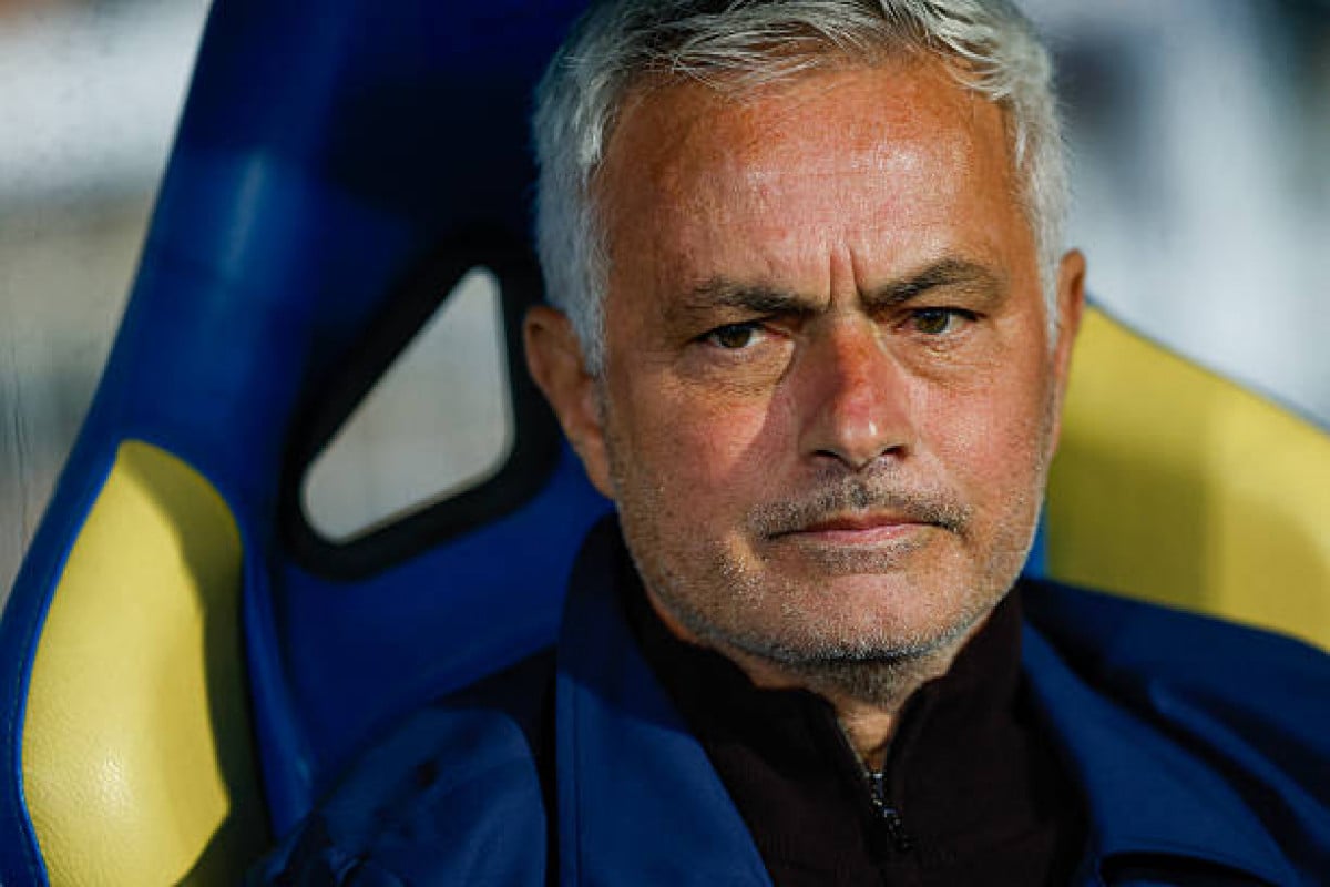 Benfica anuncia saída de Mourinho para o Real Madrid por quantia milionária