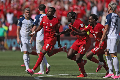 Canadá arranca empate contra a Bósnia e, em casa, faz seu primeiro ponto em Copas