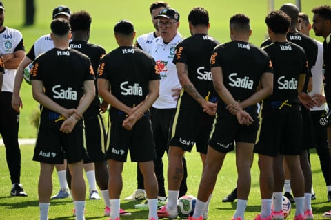 Neymar segue como dúvida e Ancelotti vive ‘pressão’ pela primeira vez na seleção