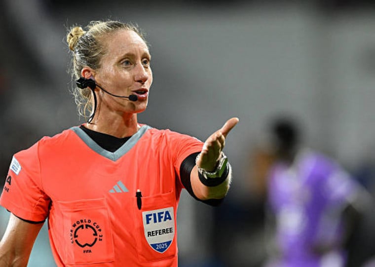 Tori Penso comandará trio feminino na partida da 2ª rodada