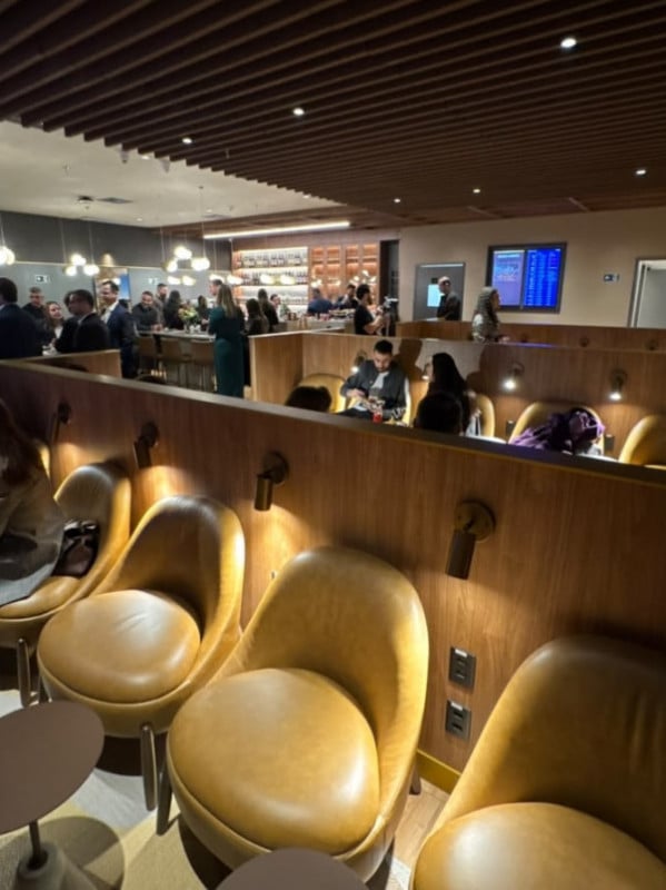 W Premium abre na área internacional do Salgado Filho