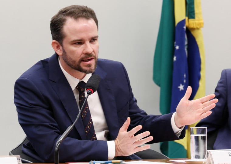 Fim da guerra no Irã pode reduzir preços e aliviar inflação, diz ministro da Fazenda