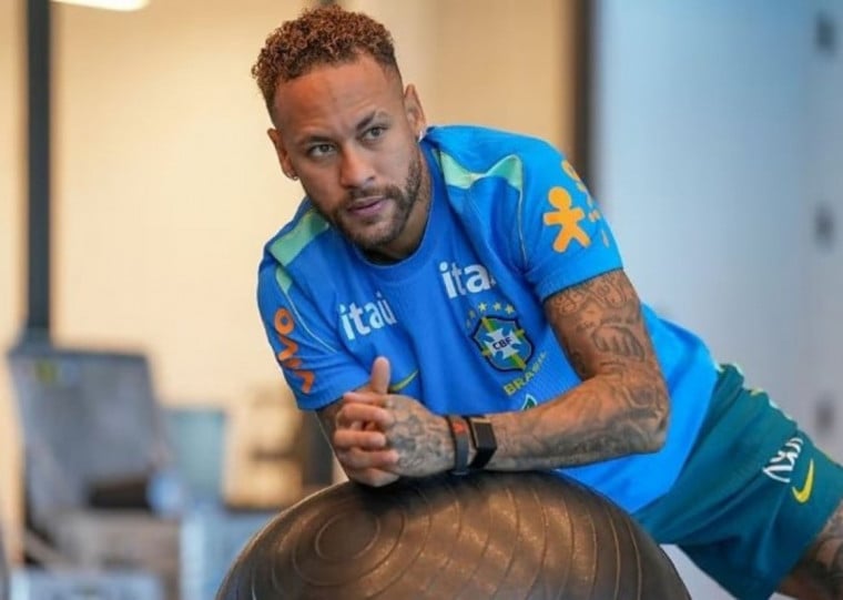 É cedo para prever se Neymar estará à disposição de  Ancelotti para o segundo confronto do Brasil no Mundial