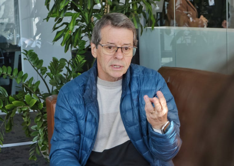"Praticamente toda a arrecadação brasileira vai para a despesa de custeio, e alimenta a inflação", afirma o economista Ricardo Hingel