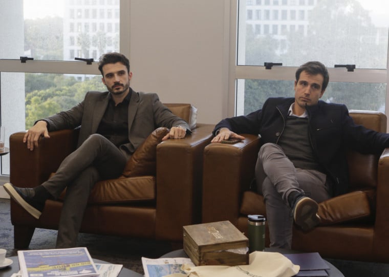 O CEO da Carmak, Yuri Santos, foi recebido pelo diretor-presidente do JC, Giovanni Jarros Tumelero