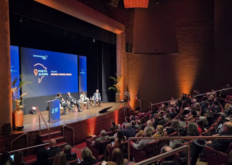 O painel Indicadores do Presente e Tendências para o Futuro ocorreu no Teatro CIEE-RS Banrisul