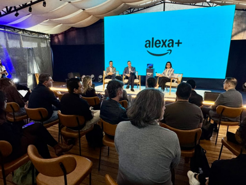Amazon libera Alexa Plus no Brasil em fase experimental e para quem comprar aparelho