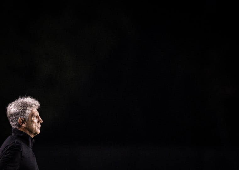 Em 22 jogos, Renato obteve nove vitórias, seis empates e sete derrotas