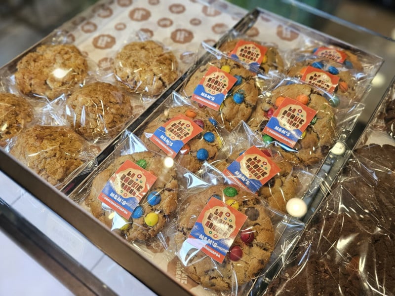 A La Cookiearacha oferece mais de 20 sabores de cookie<br />Foto: J&Uacute;LIA FERNANDES/ESPECIAL/JC