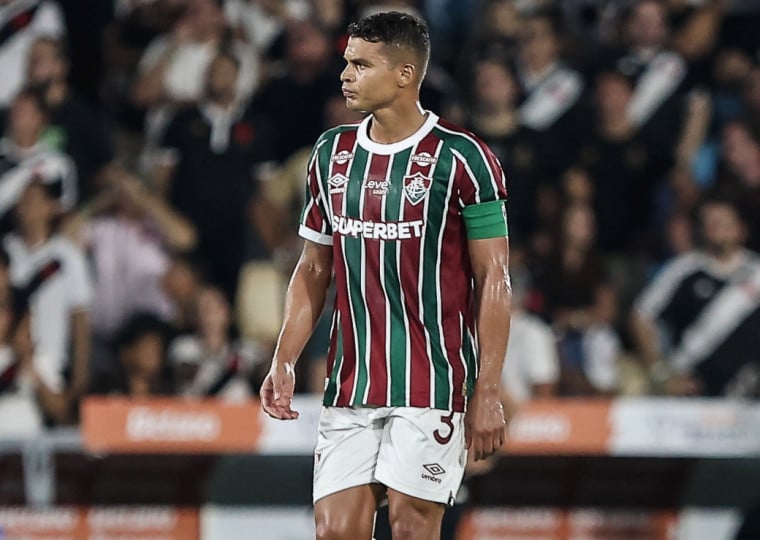 Depois de seis meses no Porto, zagueiro está de volta ao Rio de Janeiro