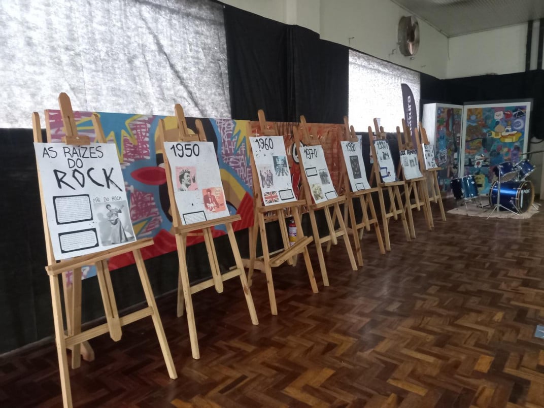 Exposi&ccedil;&atilde;o foi desenvolvida pela professora de M&uacute;sica Bianca da Luz Gausmann a estudantes | Sandra Costa/Divulga&ccedil;&atilde;o/Cidades