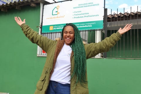 Gabi Valente é a empreendedora à frente da escola da diarista