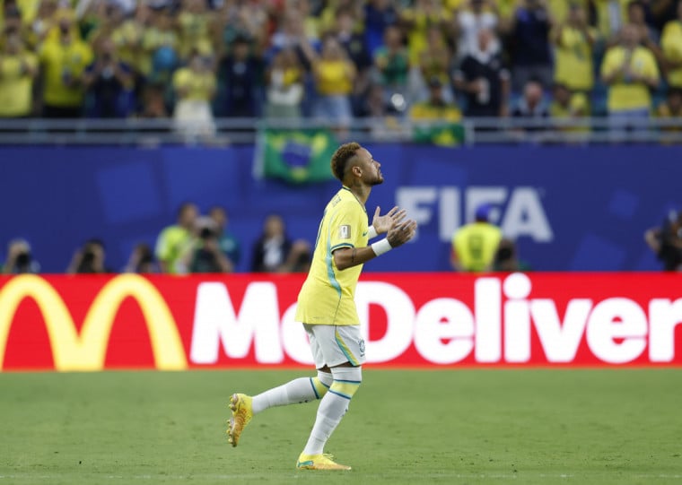  Neymar comenta sobre recuperação e elogia o camisa 7 na Copa