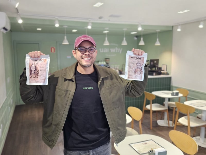 Clau Ferreira &eacute; s&oacute;cio da cafeteria Uai Why, que opera no Bom Fim e no Moinhos de Vento<br />Foto: Nathan Lemos/JC