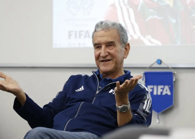 Ex-treinador da Seleção está internado desde o último dia 16 com problemas no pulmão